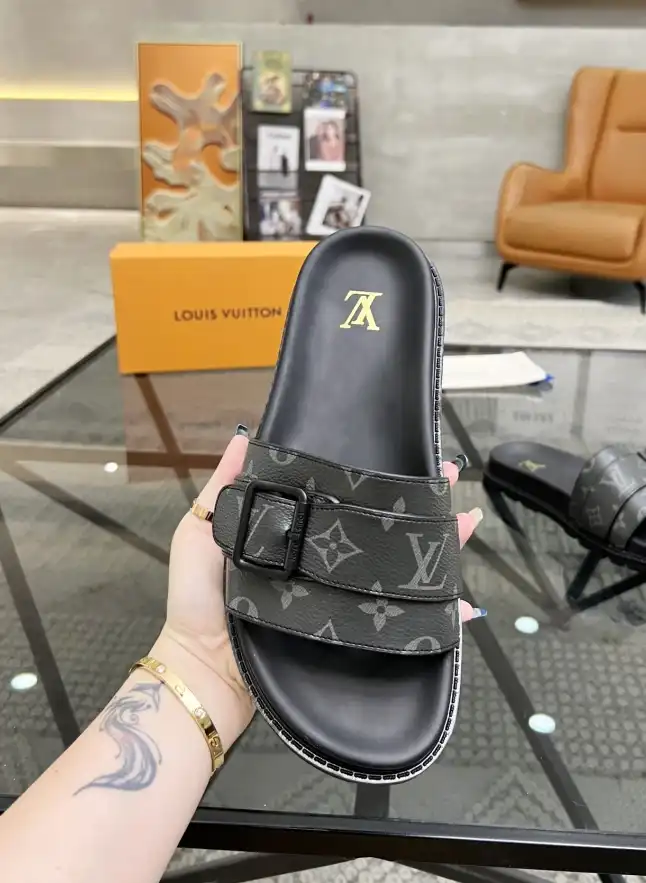 hype LV Slippers