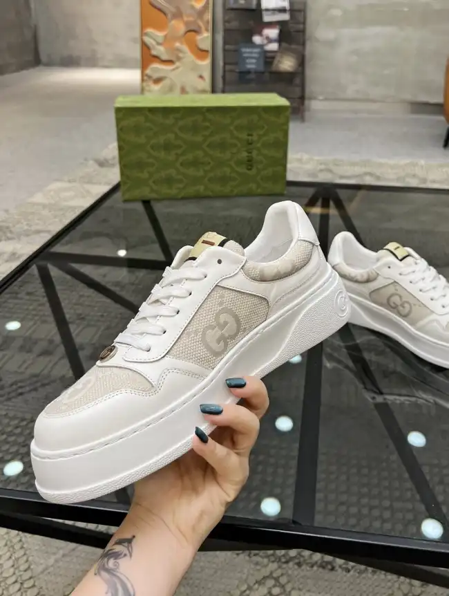 hype Gucci Sneakers