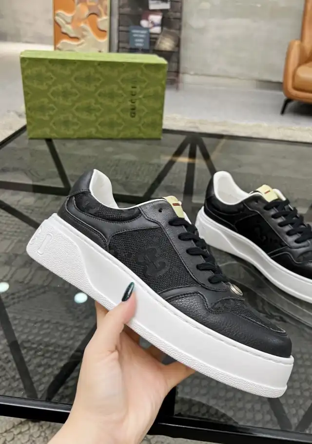 hype Gucci Sneakers