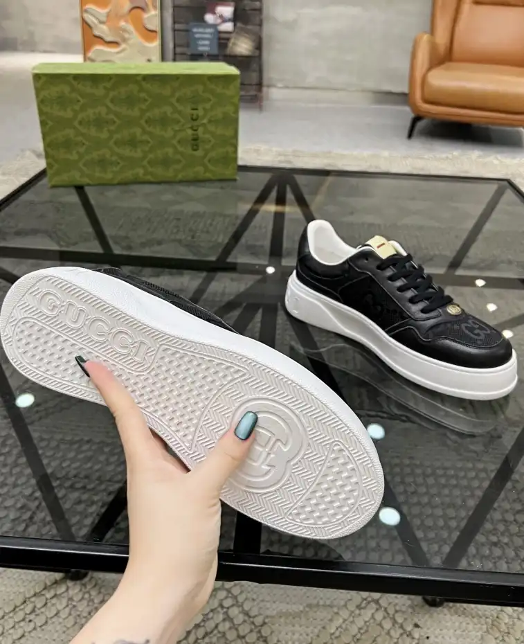 hype Gucci Sneakers