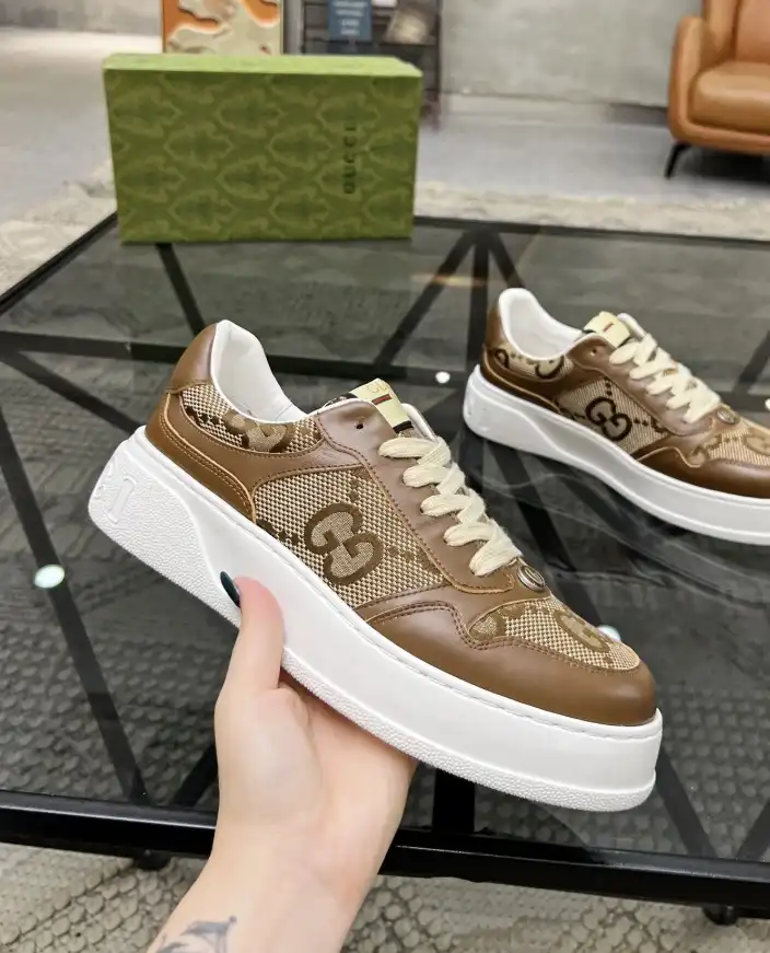 hype Gucci Sneakers