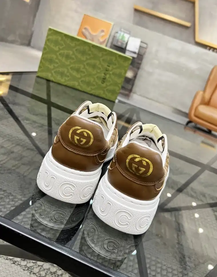 hype Gucci Sneakers