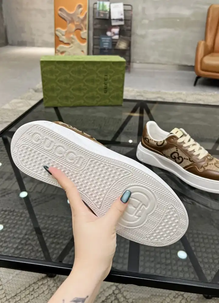 hype Gucci Sneakers