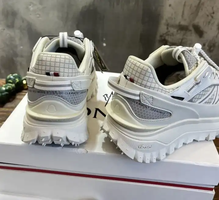 hype Moncler Sneakers