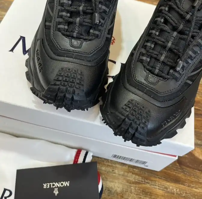 hype Moncler Sneakers