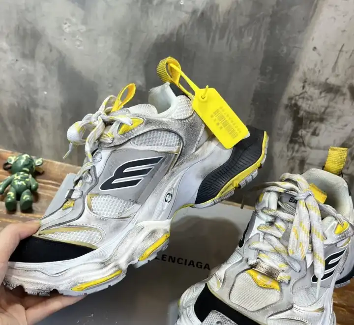 hype Balenciaga Sneakers