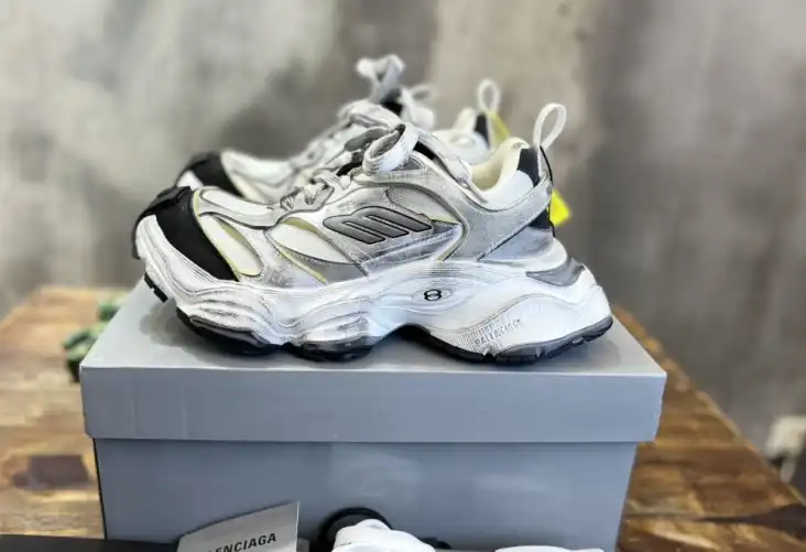 hype Balenciaga Sneakers