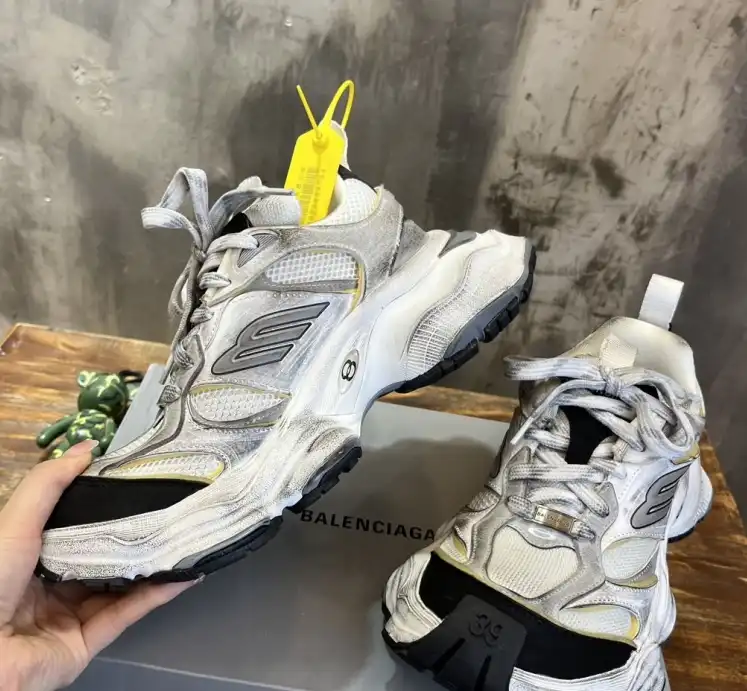 hype Balenciaga Sneakers