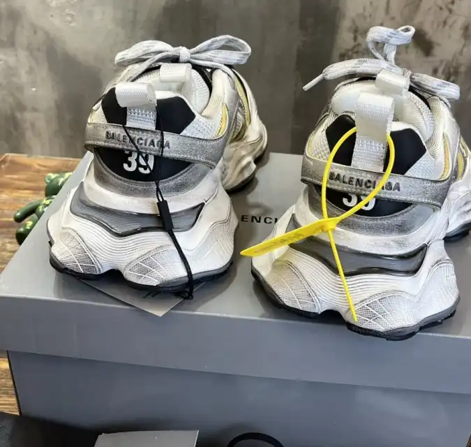 hype Balenciaga Sneakers