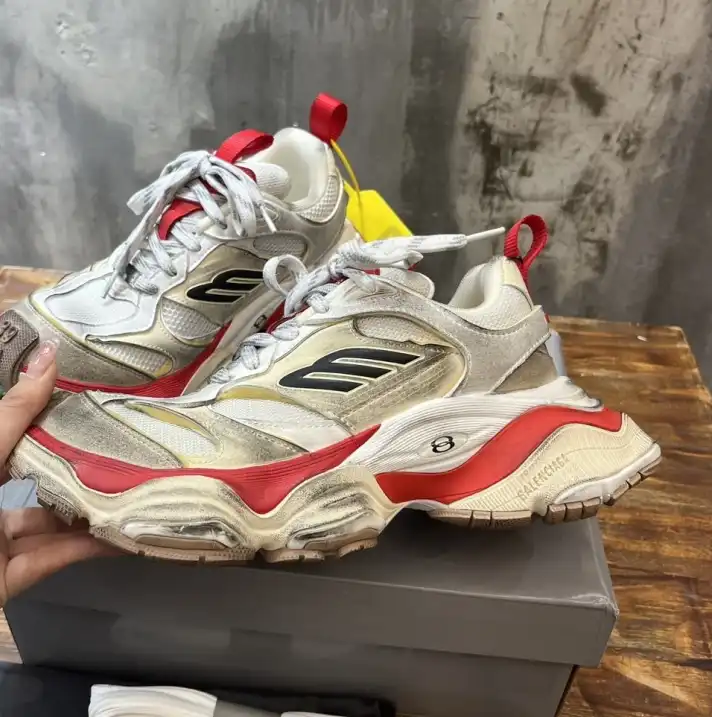 hype Balenciaga Sneakers