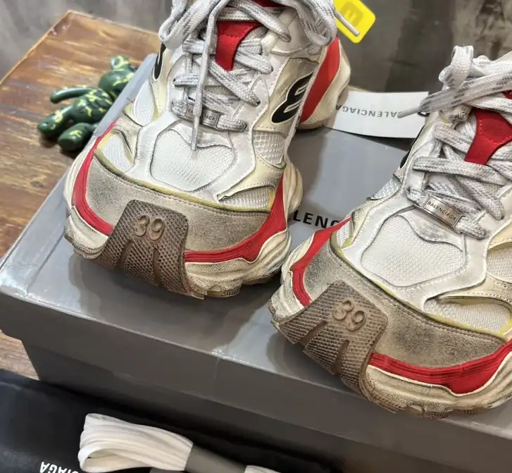 hype Balenciaga Sneakers