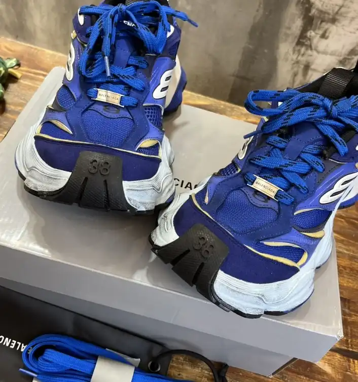 hype Balenciaga Sneakers