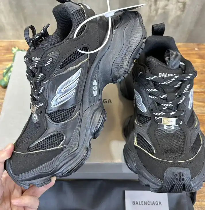 hype Balenciaga Sneakers