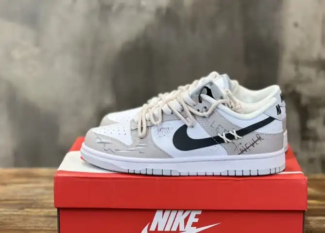 hype Nike Sneakers