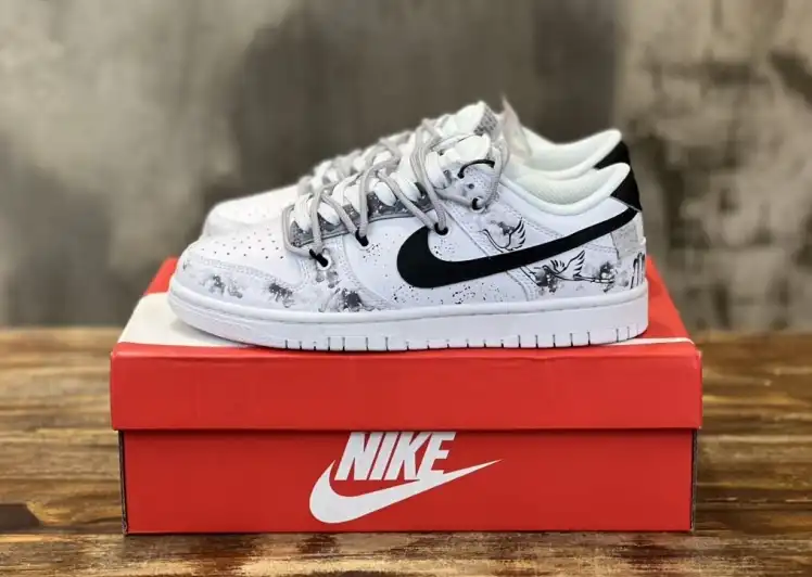 hype Nike Sneakers