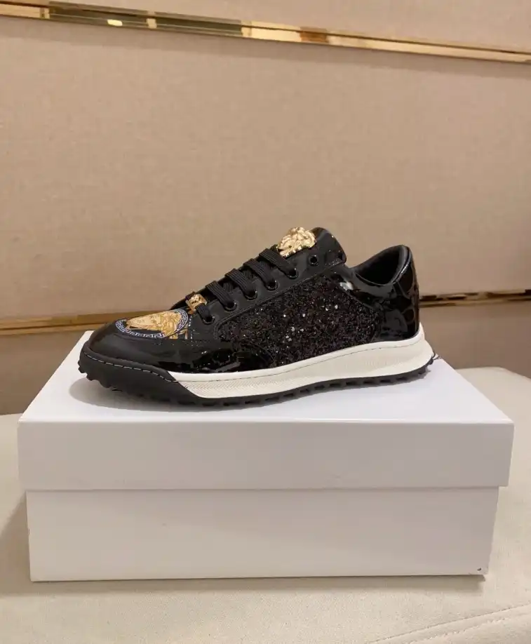 hype Givenchy Sneakers