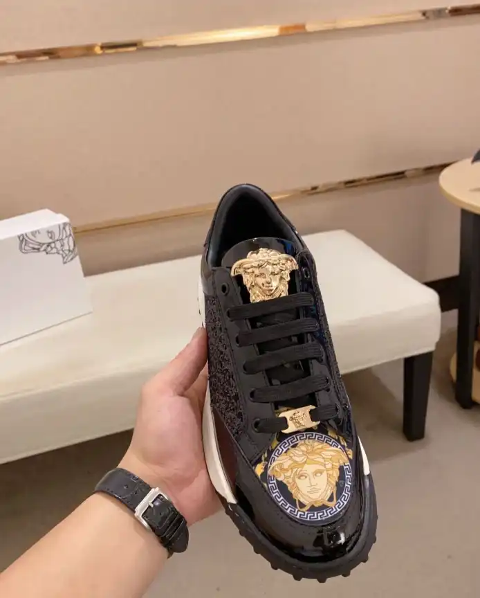 hype Givenchy Sneakers