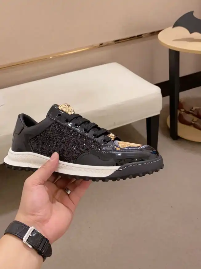 hype Givenchy Sneakers