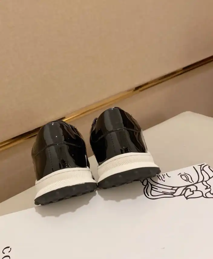 hype Givenchy Sneakers