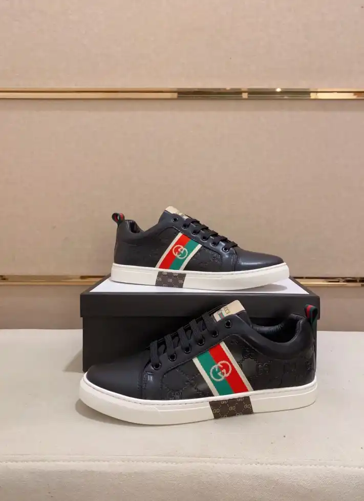 hype Gucci Sneakers