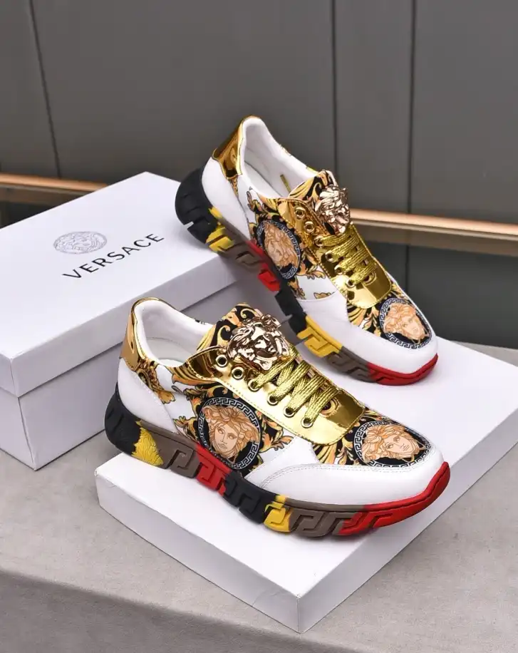 hype Givenchy Sneakers