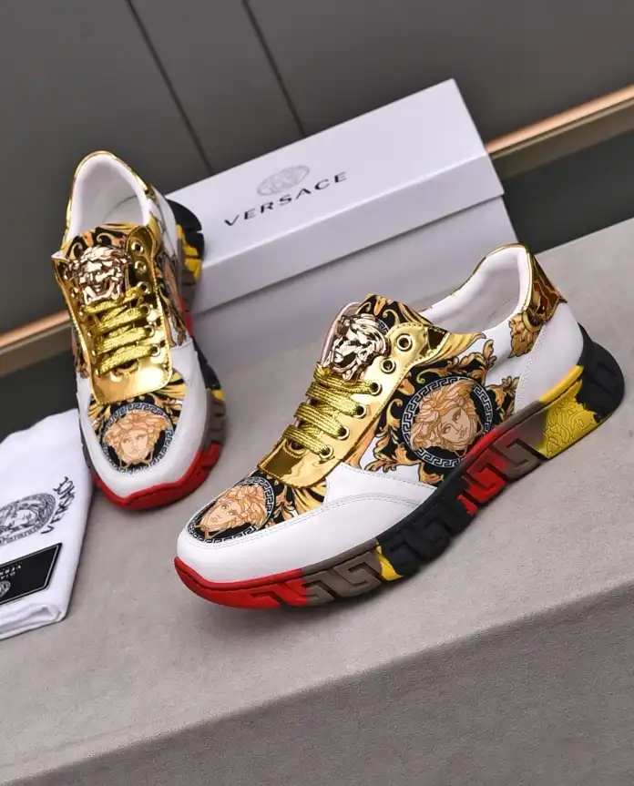 hype Givenchy Sneakers