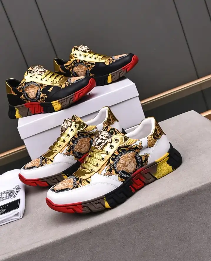 hype Givenchy Sneakers