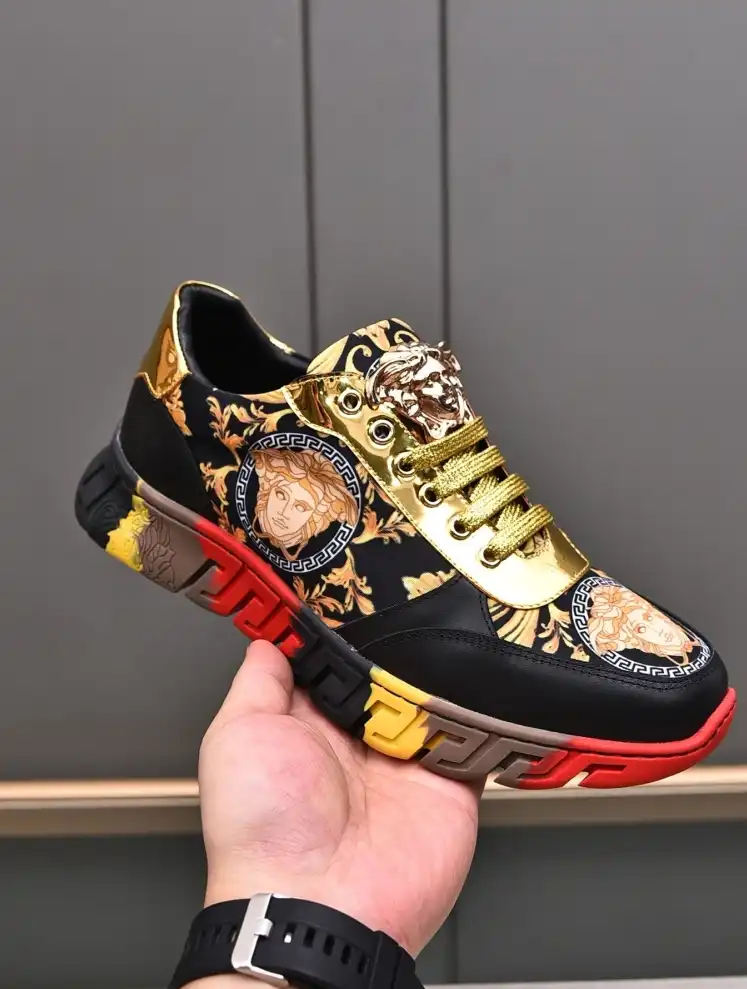 hype Givenchy Sneakers