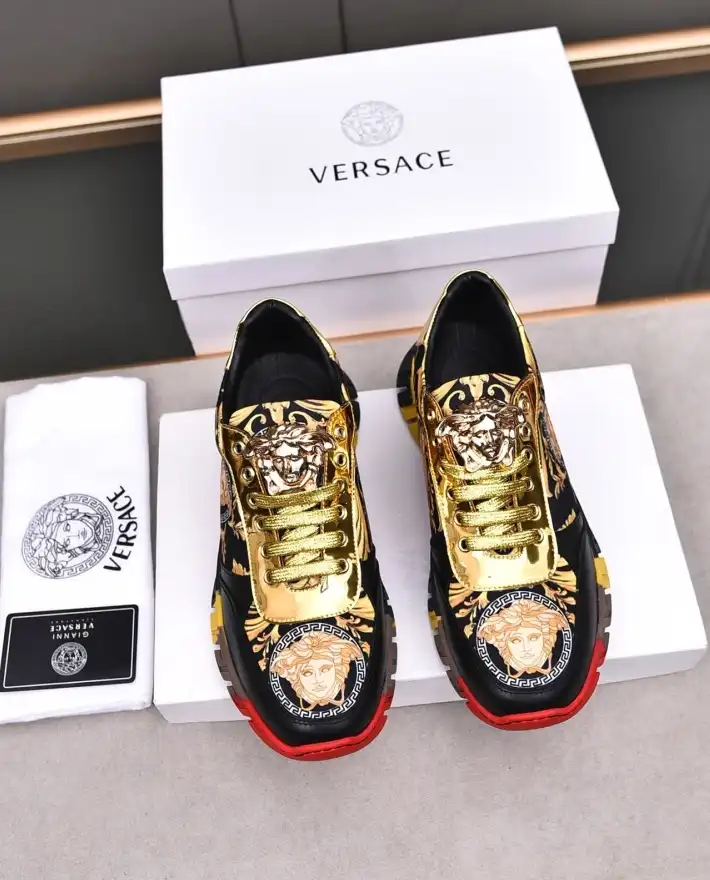 hype Givenchy Sneakers