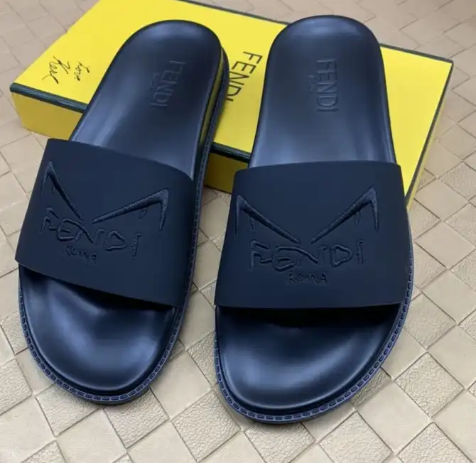 hype Fendi Slippers