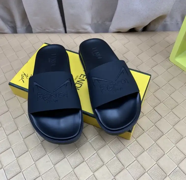 hype Fendi Slippers