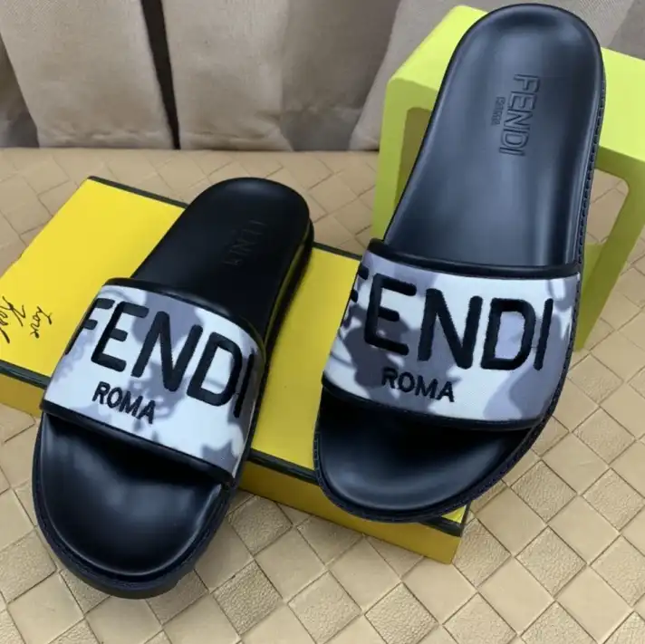 hype Fendi Slippers