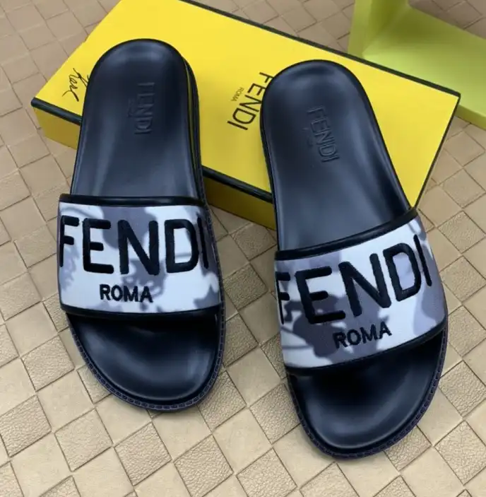 hype Fendi Slippers