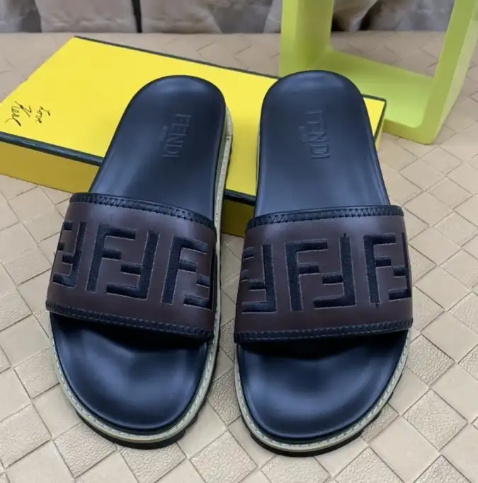 hype Fendi Slippers