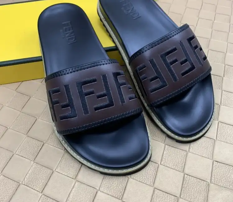 hype Fendi Slippers