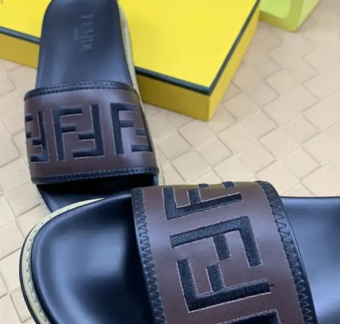 hype Fendi Slippers