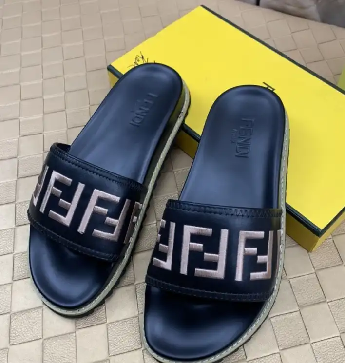 hype Fendi Slippers