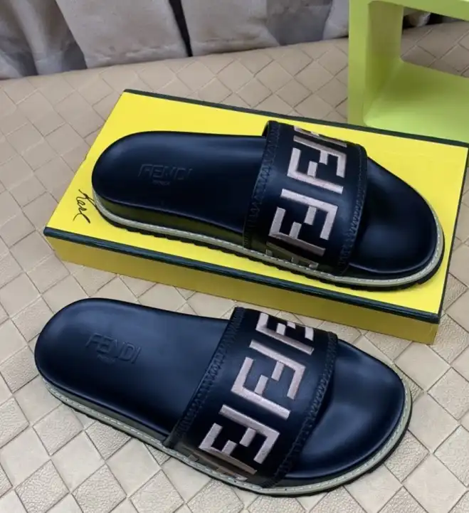 hype Fendi Slippers