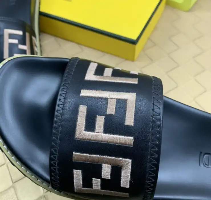 hype Fendi Slippers