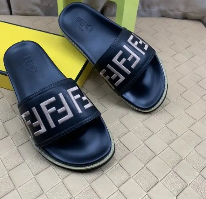 hype Fendi Slippers