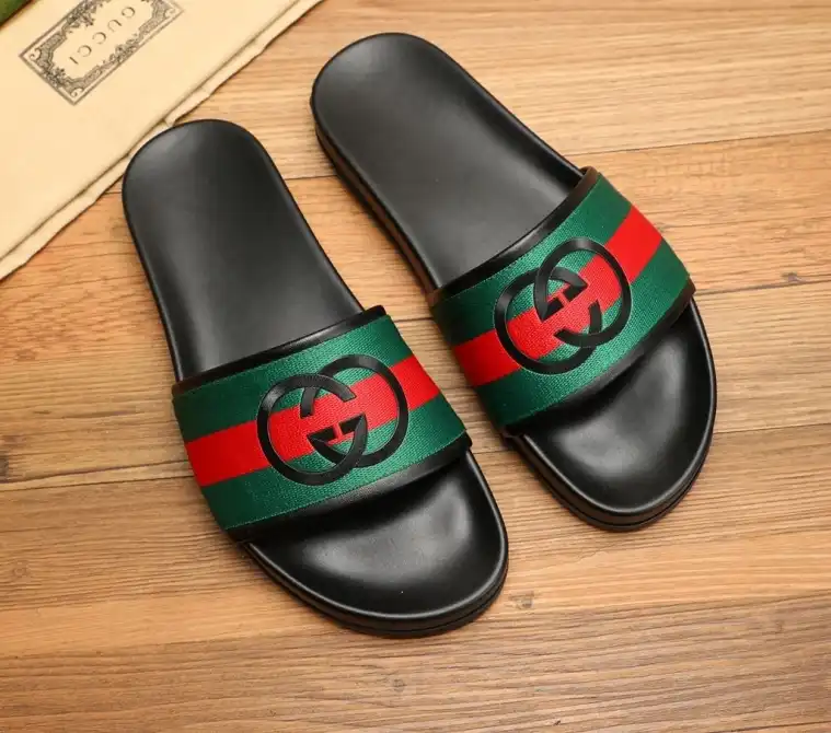 hype Gucci Slippers