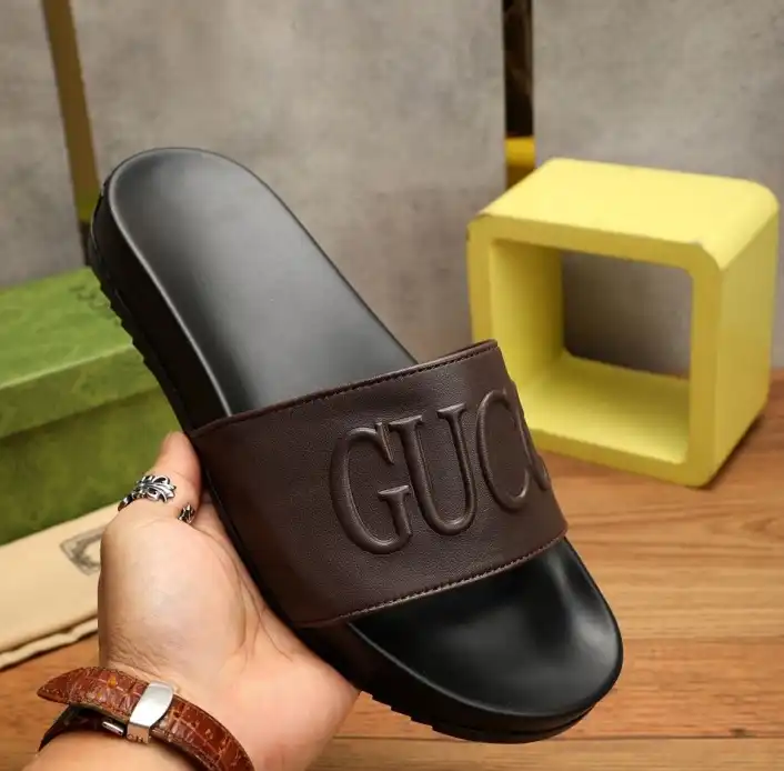 hype Gucci Slippers