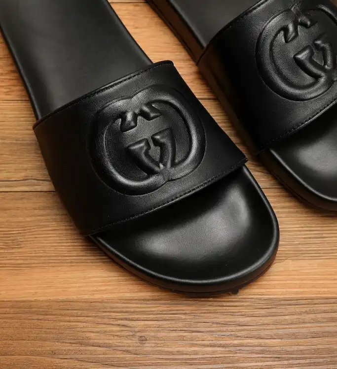 hype Gucci Slippers