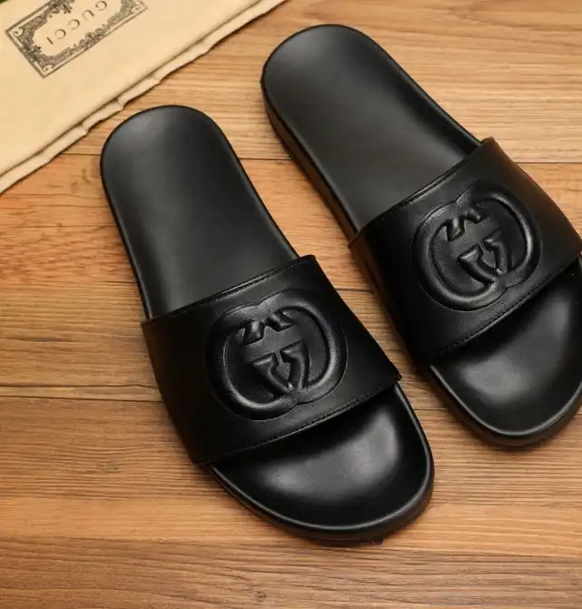 hype Gucci Slippers