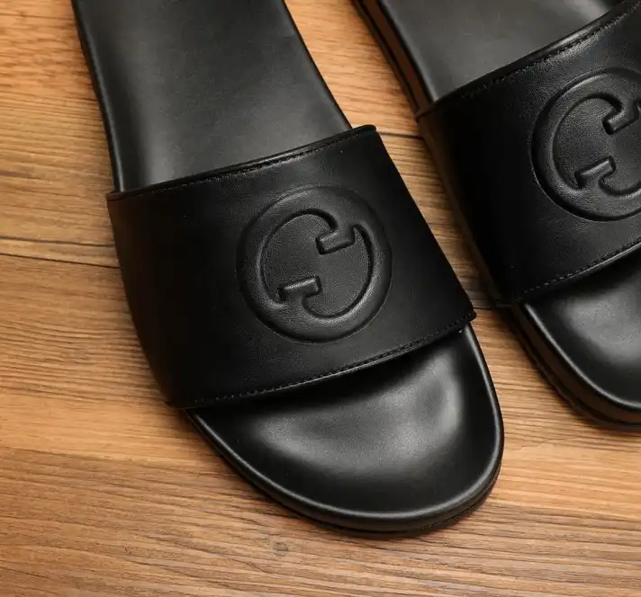 hype Gucci Slippers