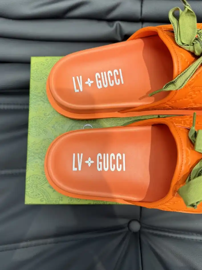 hype Gucci Slippers