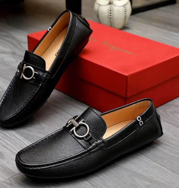 hype Ferragamo Leather Shoes