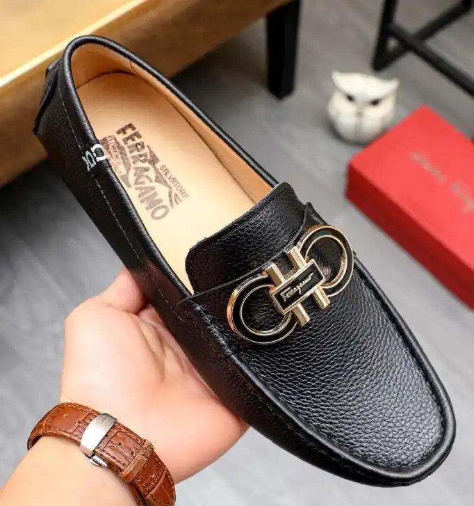 hype Ferragamo Leather Shoes