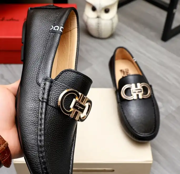 hype Ferragamo Leather Shoes