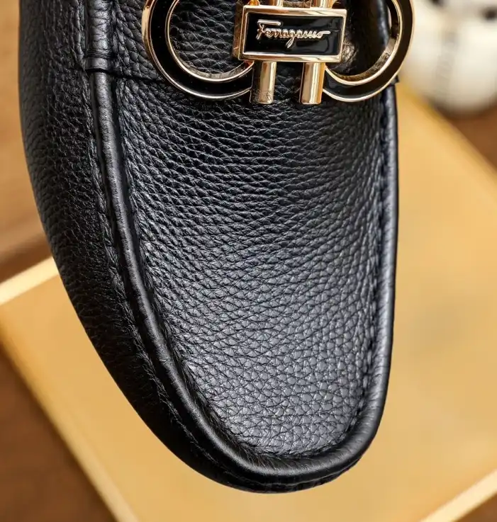 hype Ferragamo Leather Shoes